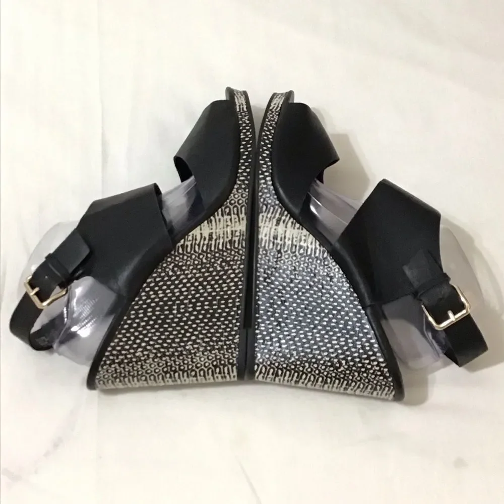 torrid black wedge